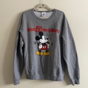 WDW Mickey Mouse Sweatshirt Sz L